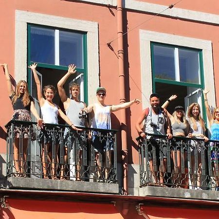 Lookout Lisbon Hostel ภายนอก รูปภาพ